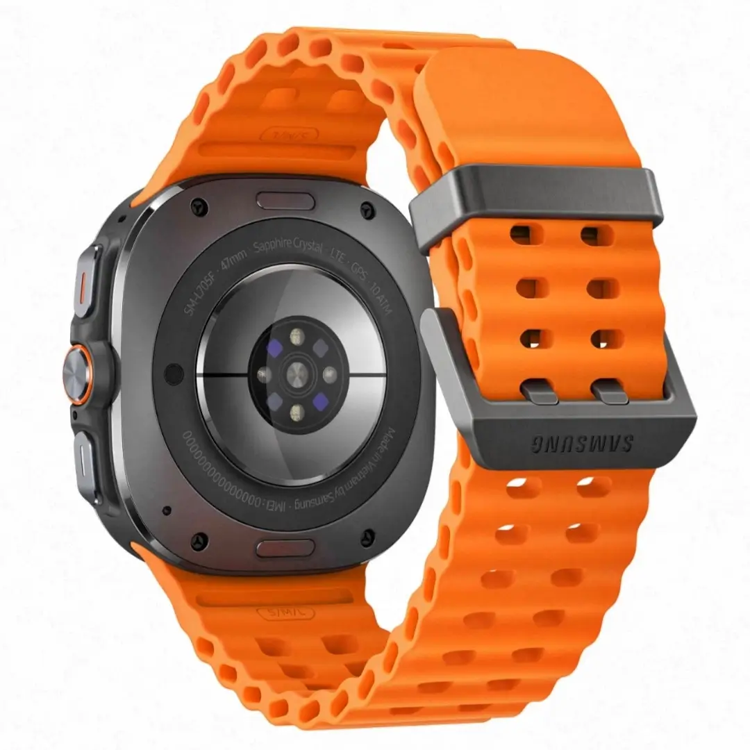 صور هاتف Samsung Galaxy Watch Ultra رقم 1 